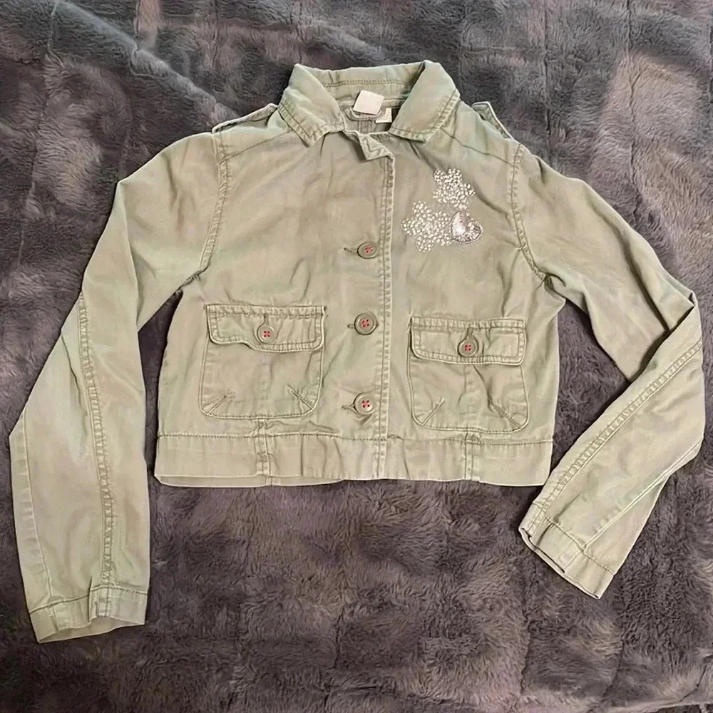 Cute olive green button up flight jacket